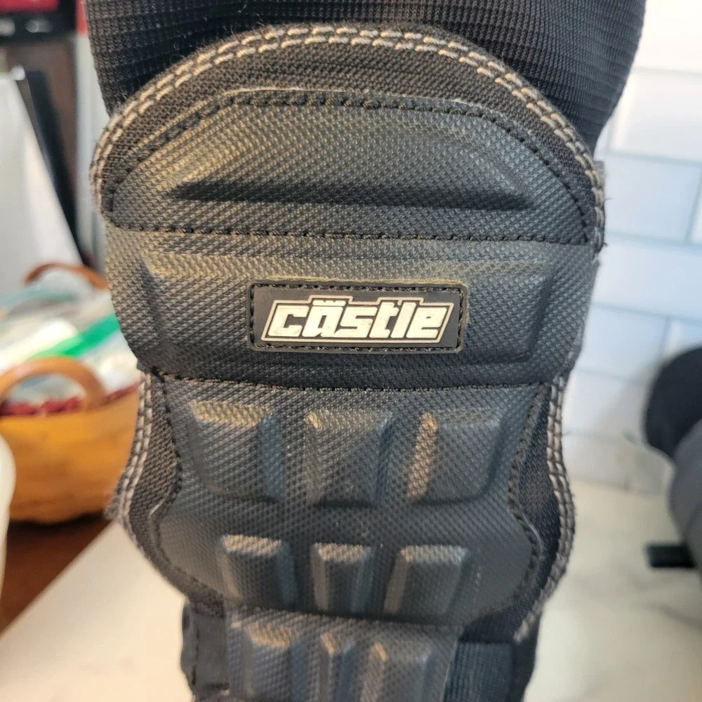 Castle X Barrier 2 Snowmobile Boots Mens 10 Black Dry-X Waterproof Winter Racing